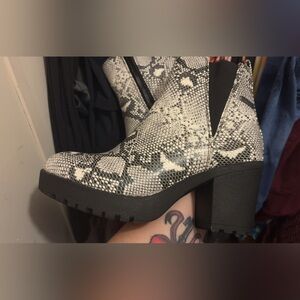 Women's Snakeskin Ankle Boots